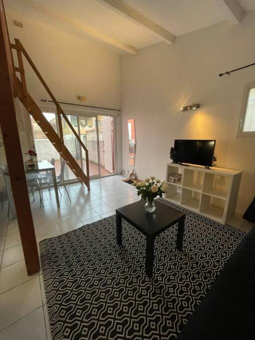 Ferienwohnung Charmant Duplex + Terrasse A 5 Min Du Centre D'Aix Aix-en-Provence Exterior foto